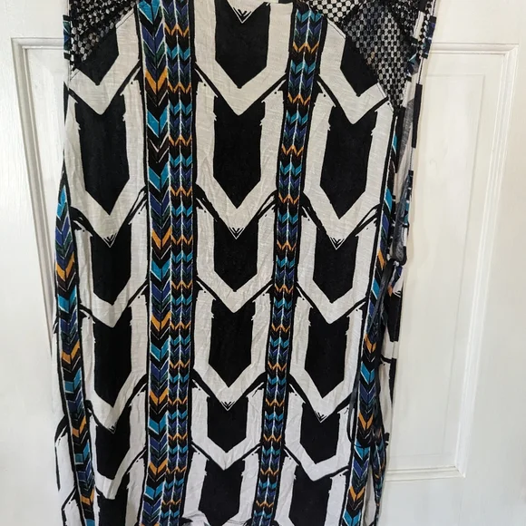 APT 9 Sleeveless blouse 2x - Picture 6 of 7